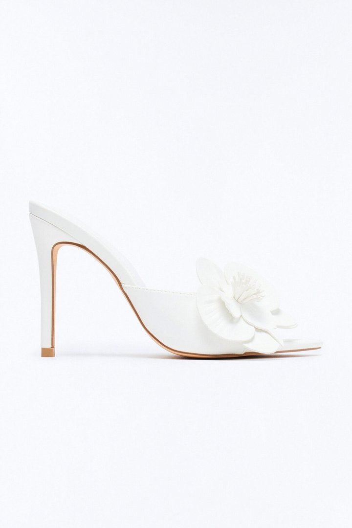 Bloomy Flower Stiletto Heels - White
