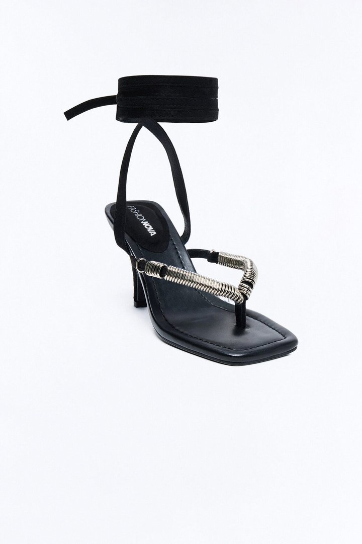 Flexa Thong Wrap Up Heels - Black
