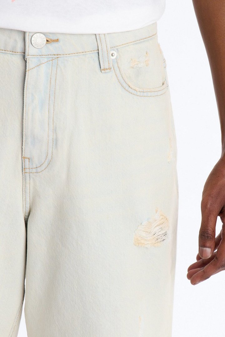 Baggy Arctic Denim Short - Light Wash