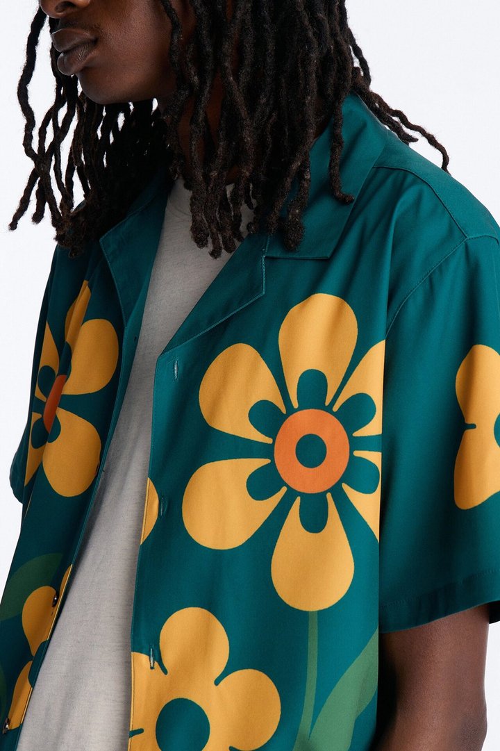 Relaxed Forest Bloom Button Up Shirt - Green