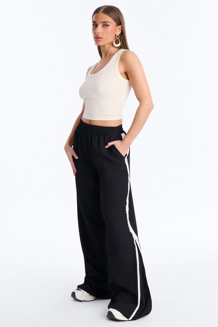 Charlotte Mid Rise Athletic Stripe Wide Leg Pant 33″ - Black/combo