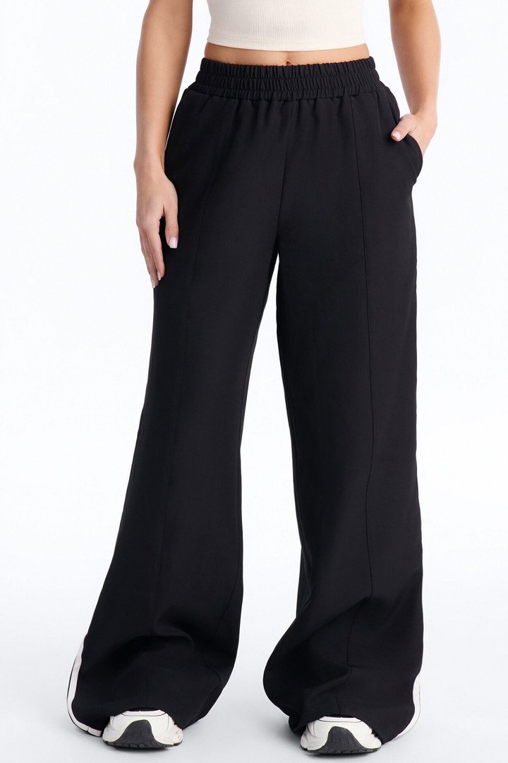 Charlotte Mid Rise Athletic Stripe Wide Leg Pant 33″ - Black/combo