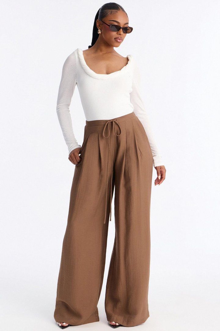 Run The City Linen Wide Leg Pants 33″ - Mocha