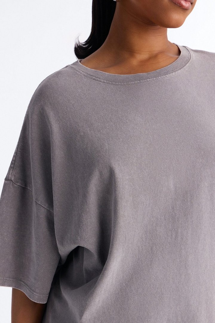 The Washed Oversized Tee - Grey