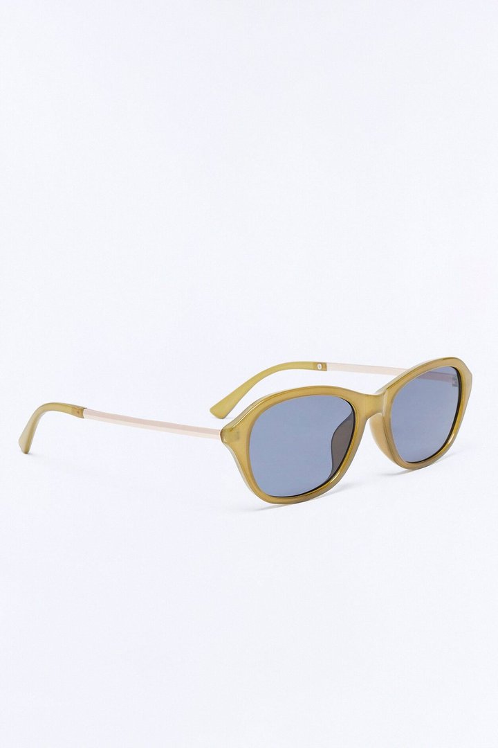 Vacay Vision Sunglasses - Olive