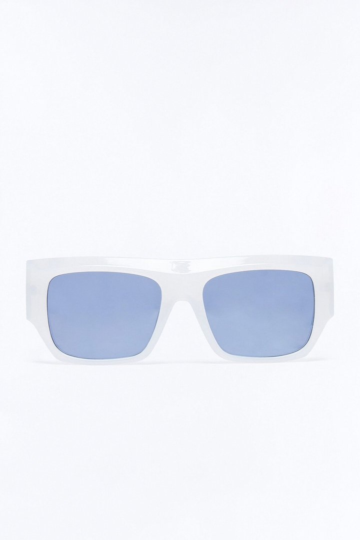 Cloud Kiss Sunglasses - White