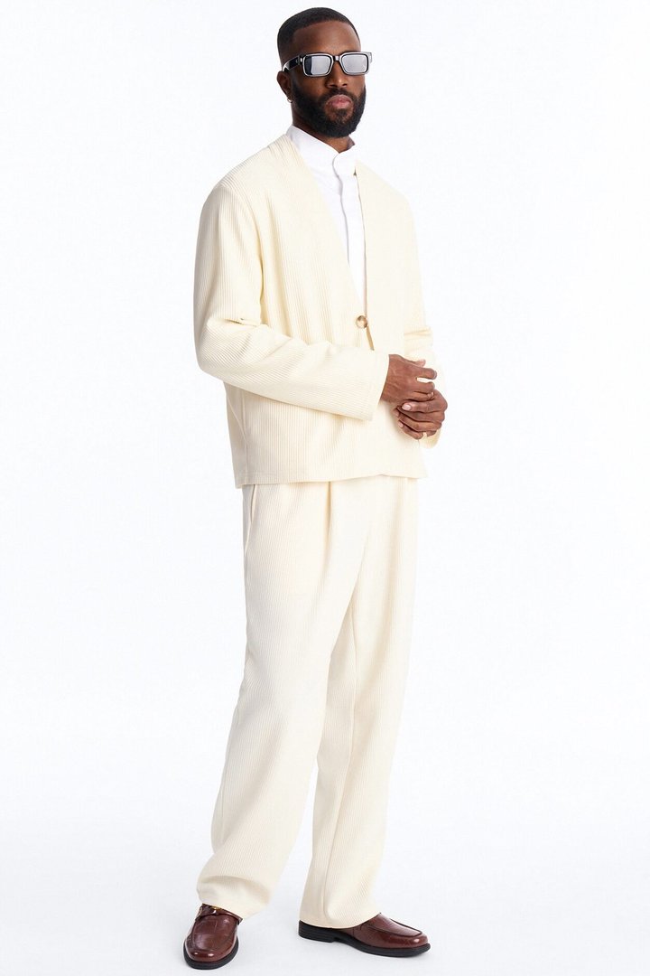 Show Up Straight Pleated Casual Trouser - Cream