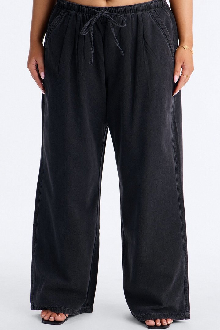 Baeside Tie Waist Wide Leg Jeans - Black