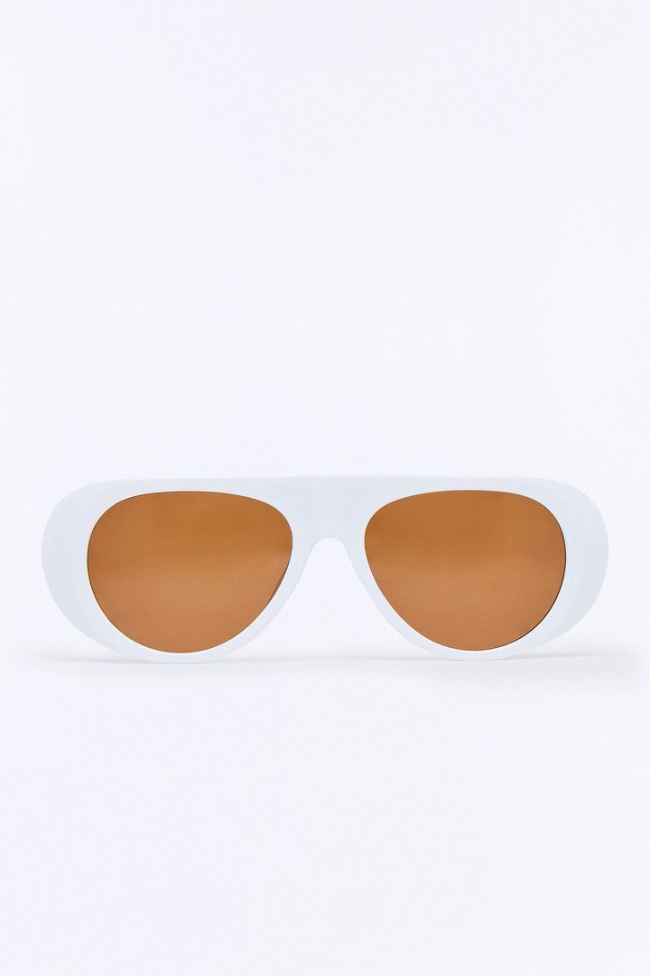 Dirty Chai Aviator Sunglasses - White