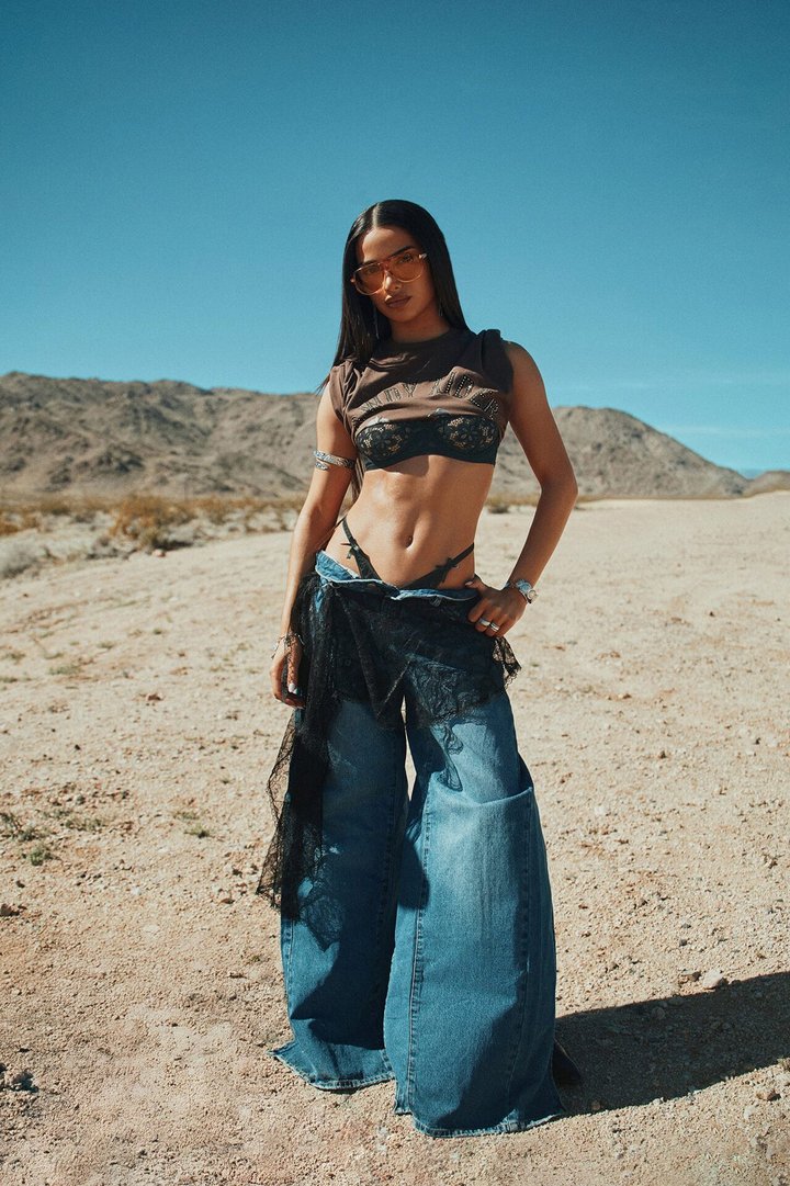 The Backstory Ultra Low Rise Jeans - Medium Wash