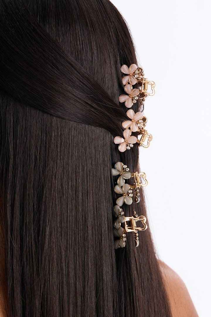 Giving Me Butterflies 4 Piece Hair Clip Set - Gold/combo