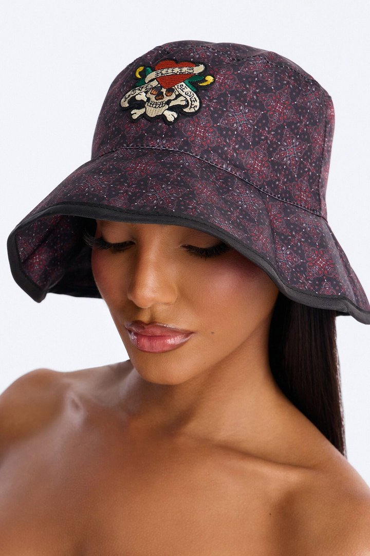 Street Heart Ed Hardy Bucket Hat - Black/Red