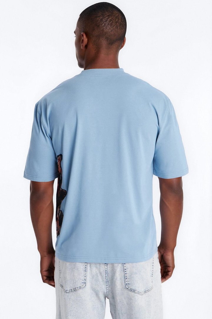 Angelic Presence Tapestry Oversized Short Sleeve Tee - Blue