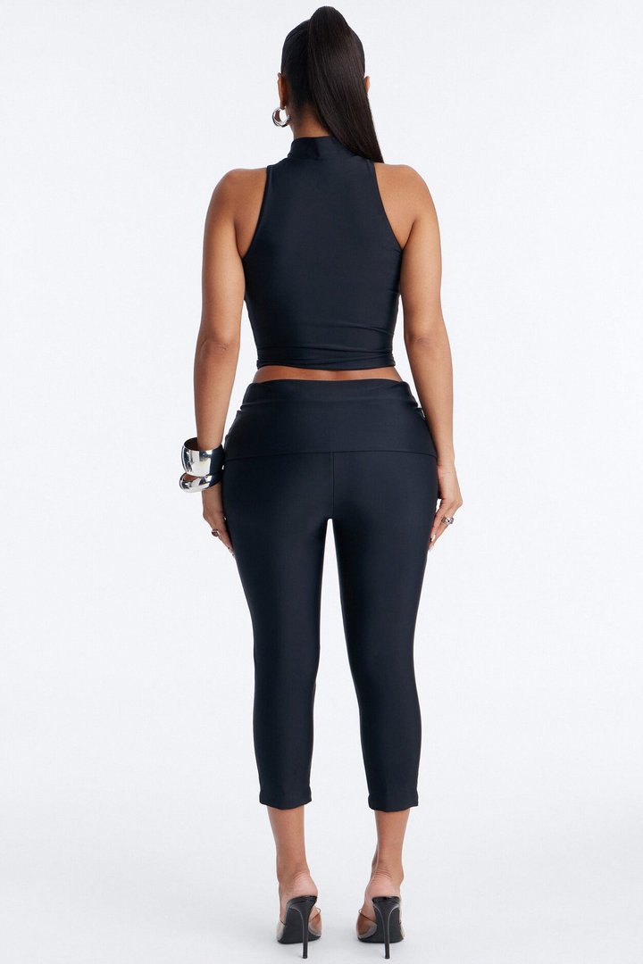 Roxy Form Double Lined Capri Pant Set - Black