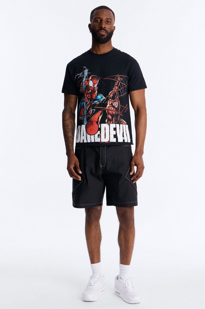 Relaxed Diamond Appeal Contrast Thread Short - Black