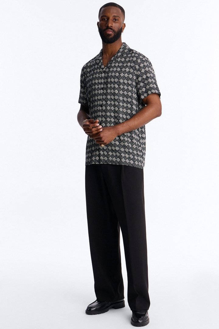 Royale Cuban Collar Button Up Shirt - Black