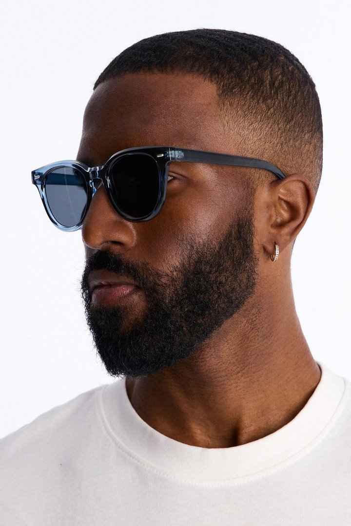 Statement Rounded Wayfarer Sunglasses - Blue