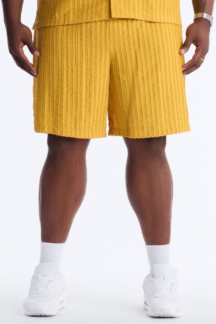 Relaxed Aegean Pleat Short - Mustard
