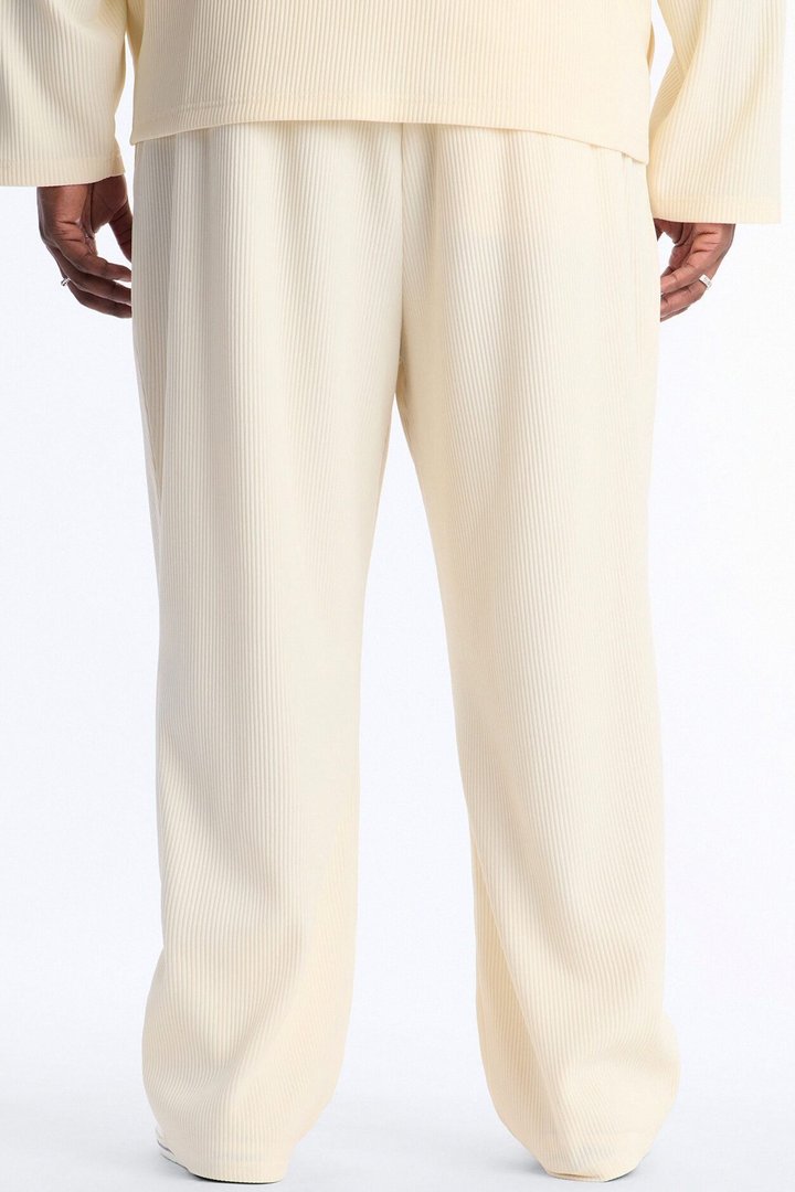 Show Up Straight Pleated Casual Trouser - Cream