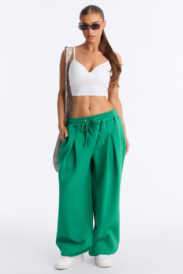 Mia Pleated Fleece Jogger Pants - Green