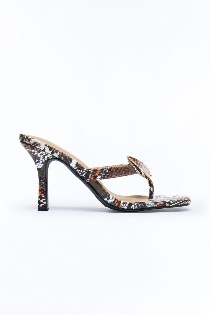 Beach Finds Seashell Thong Heels - Brown Combo