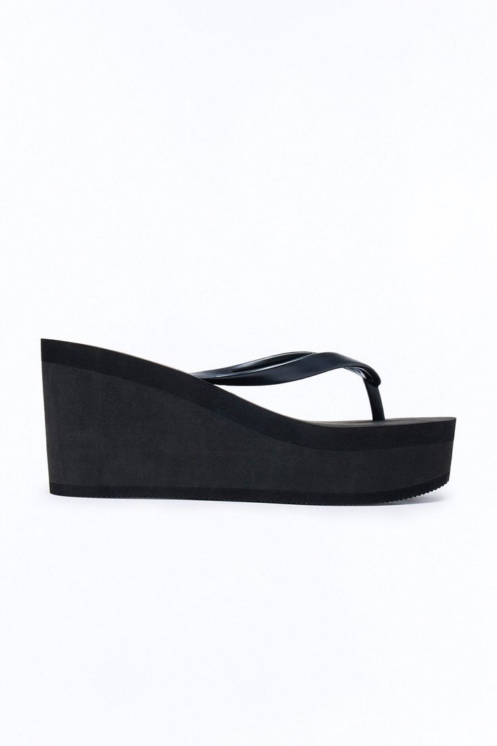 Hailee Thong Wedges - Black