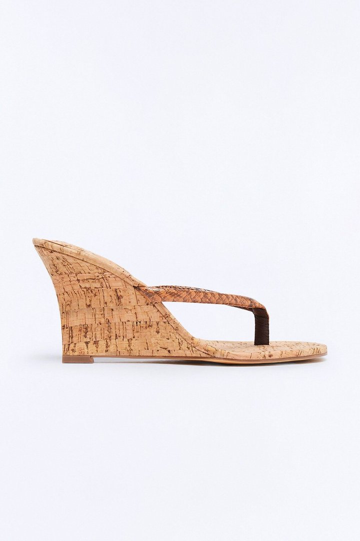 Fluke Cork Thong Wedges - Chocolate
