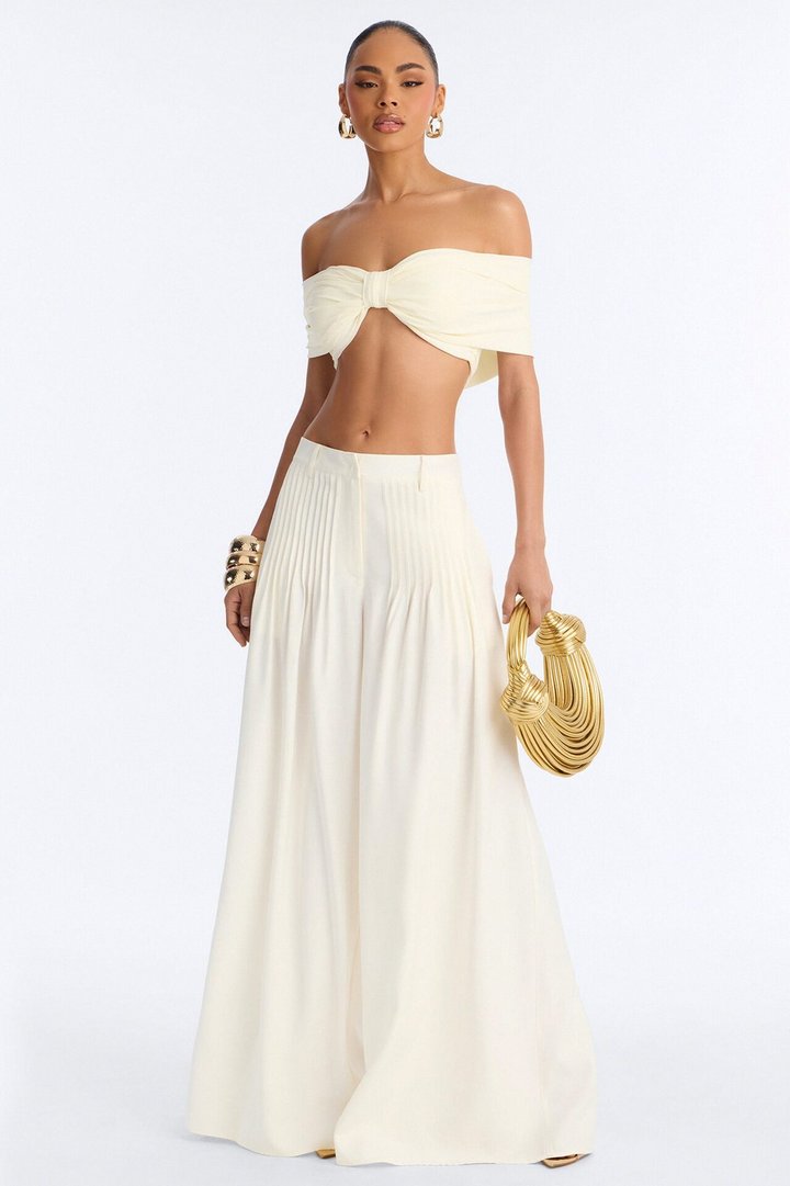 Settled In Pleated Wide Leg Pant 33″ - White