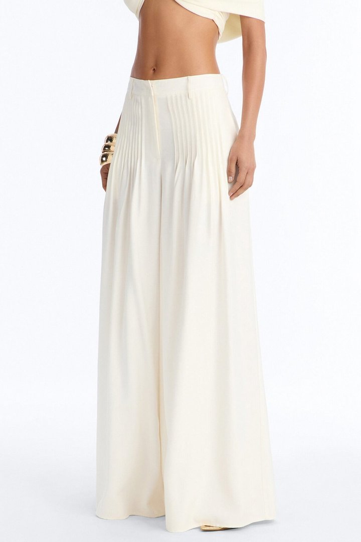 Settled In Pleated Wide Leg Pant 33″ - White