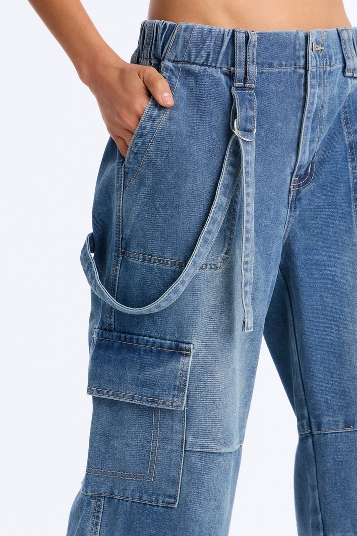 Next Mission Jogger Capri Jeans - Medium Wash