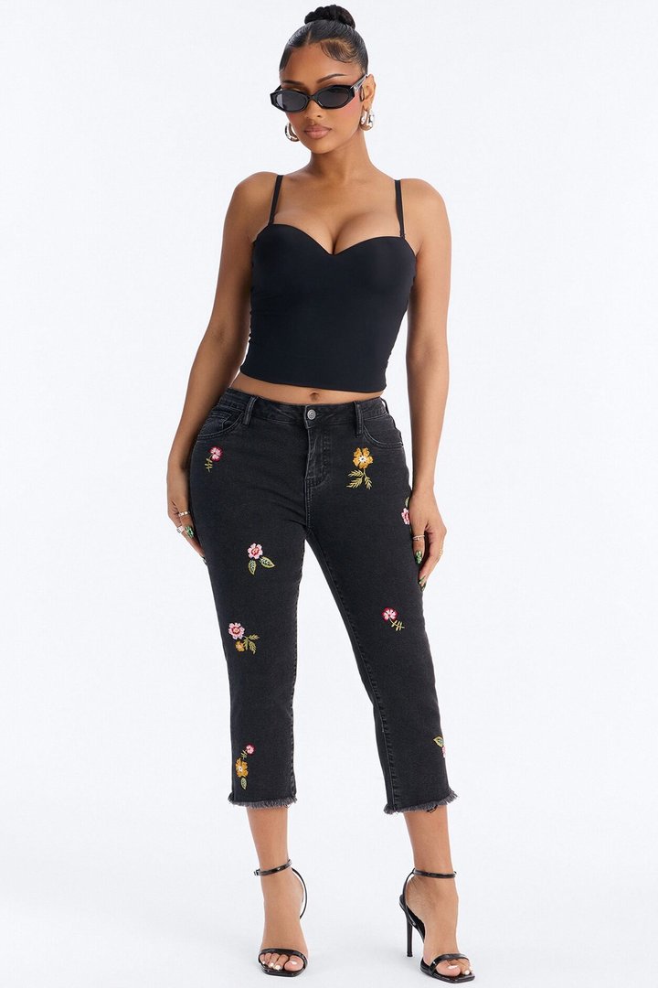 Flower Picker Embroidered Capri Jeans - Black Wash