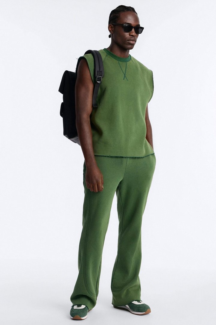 Washed Raw Edge Flare Sweatpant - Green