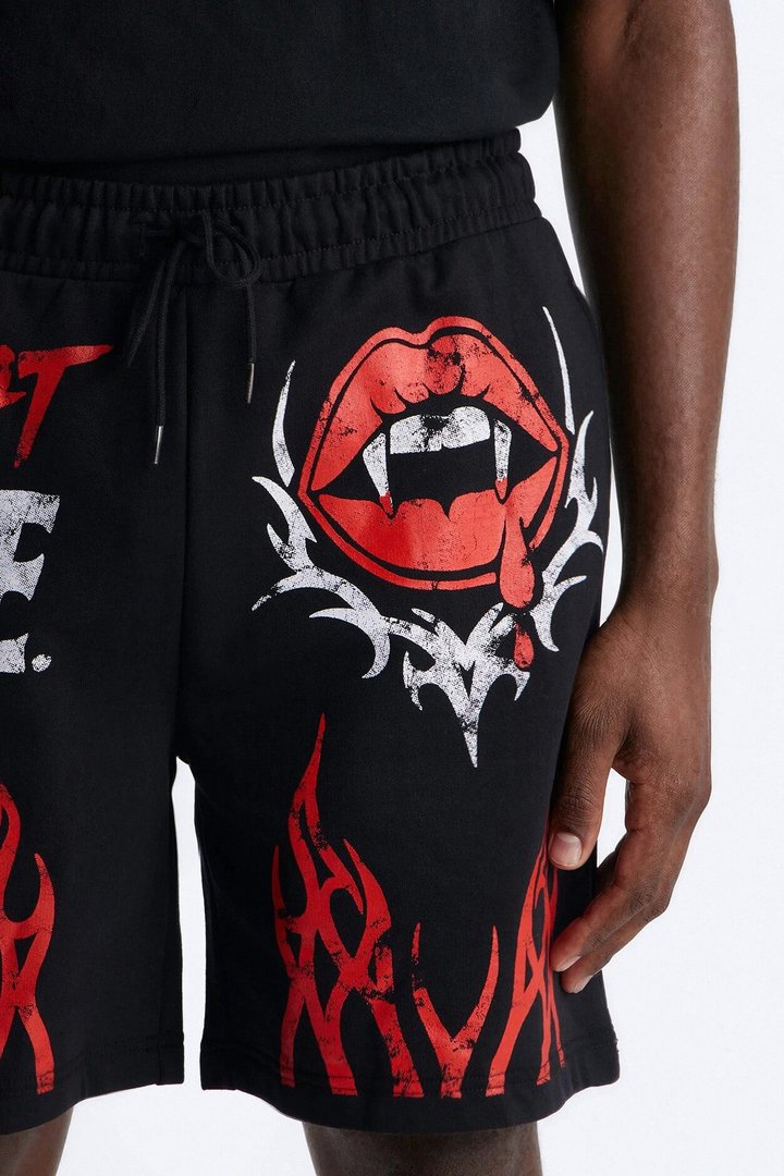 Night Bite Sweatshorts - Black