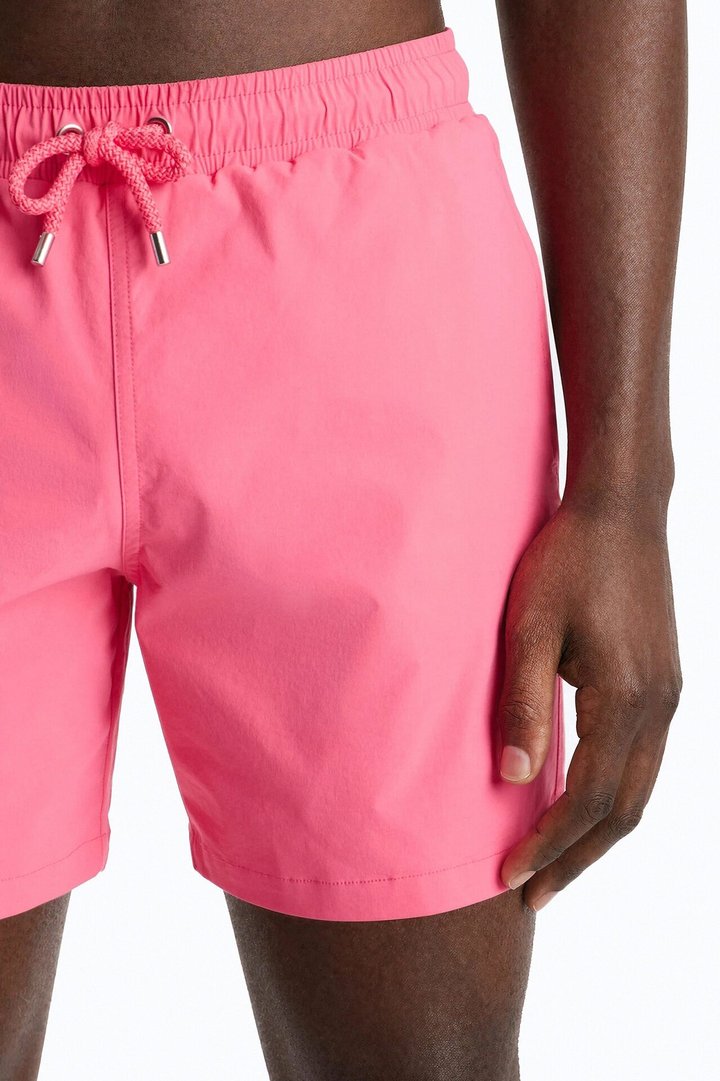 Montez Stretch Swim Trunk 6″ - Hot Pink