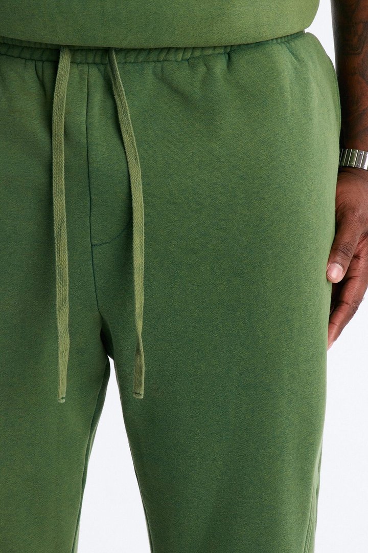 Washed Raw Edge Flare Sweatpant - Green