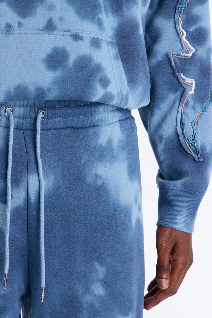 Baggy Von Dutch Outlaw Bleach Dyed Raw Edge Sweatpants - Blue