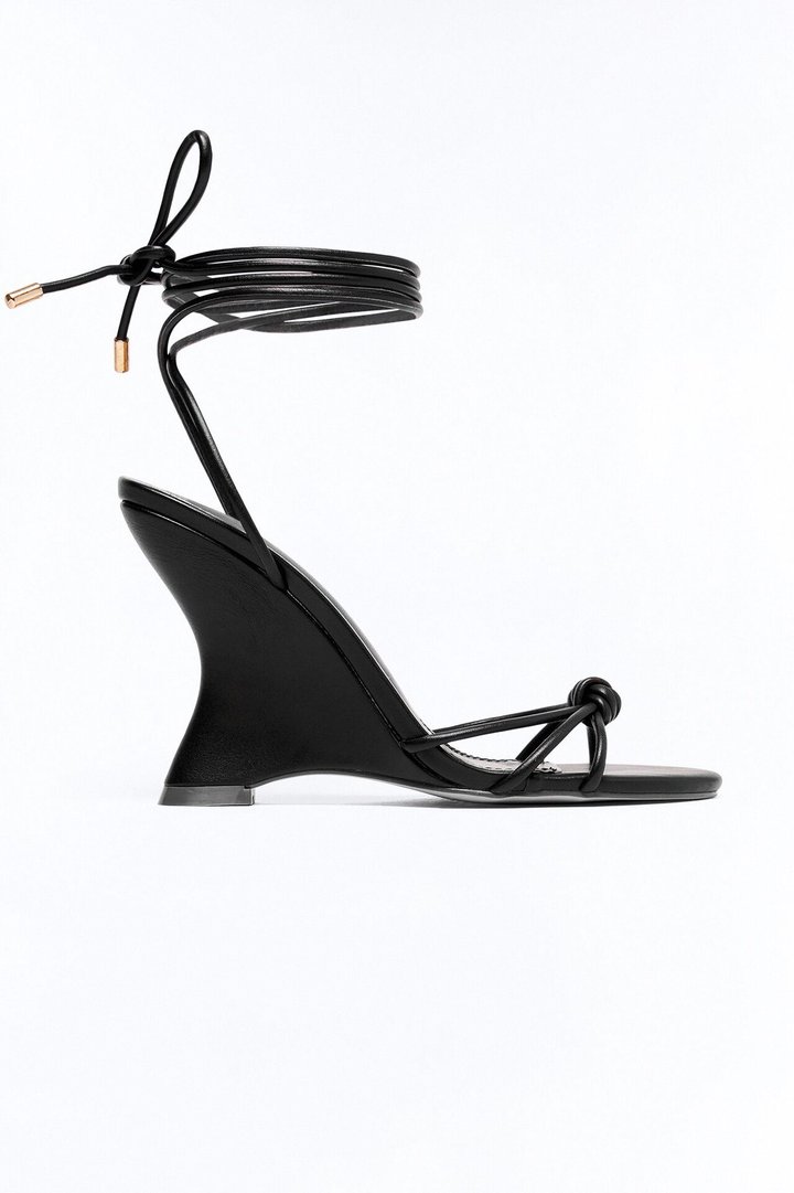 Bash Wrap Up Wedges - Black