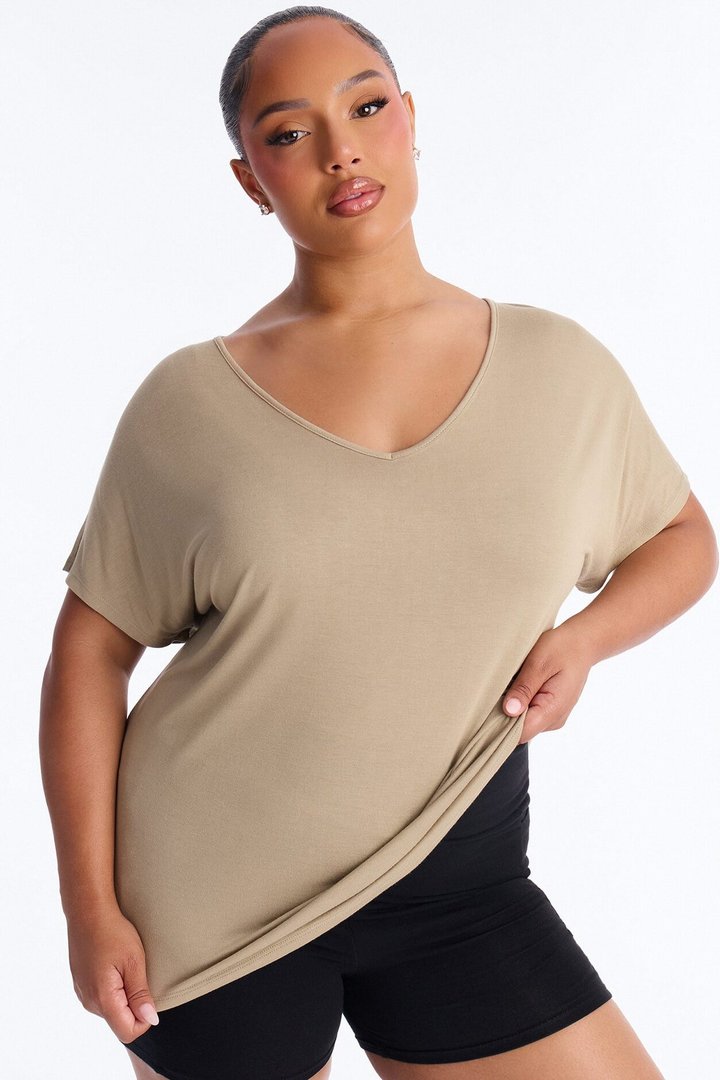 Tasmin Oversized V Neck Tee - Olive