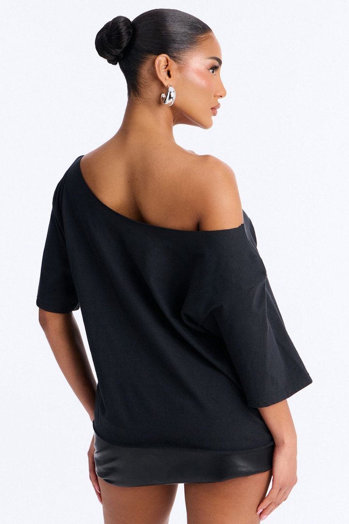 Youngboy Off Shoulder Chain Tee - Black