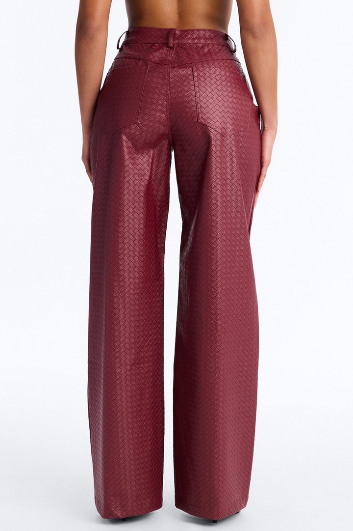 Jewel Mid Rise Weave Embossed Faux Leather Wide Leg Pant - Wine