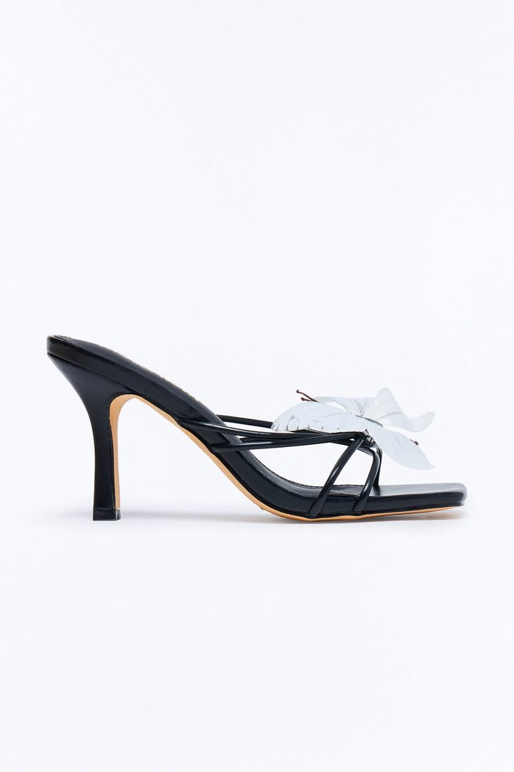 Mezmerize Butterfly Heels - Black