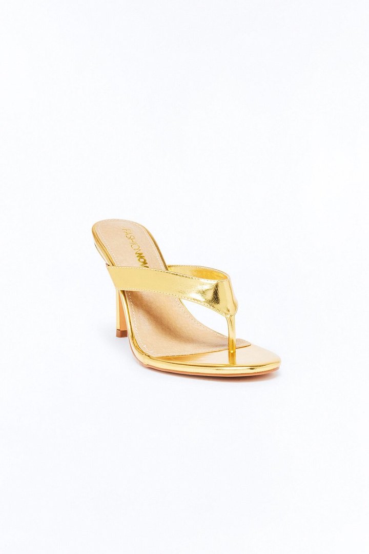 Vacay Vibes Thong Heels - Gold