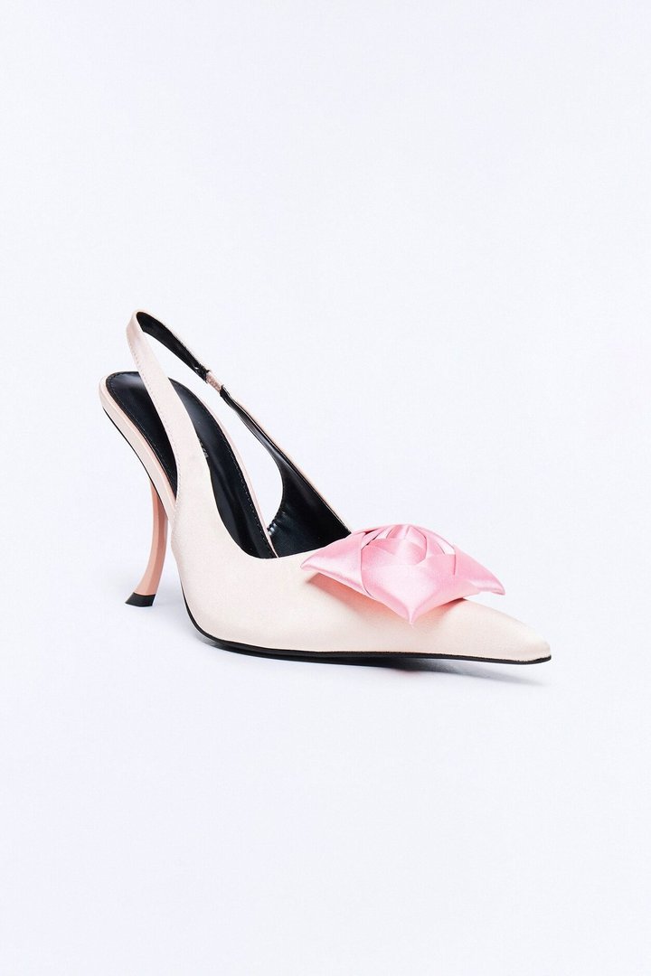 Exquisite Satin Slingback Pumps - Blush