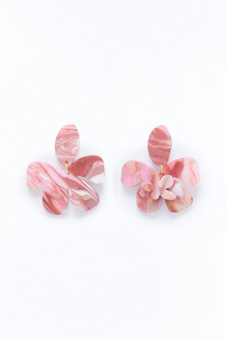 Tea Garden Soiree Drop Earrings - Pink