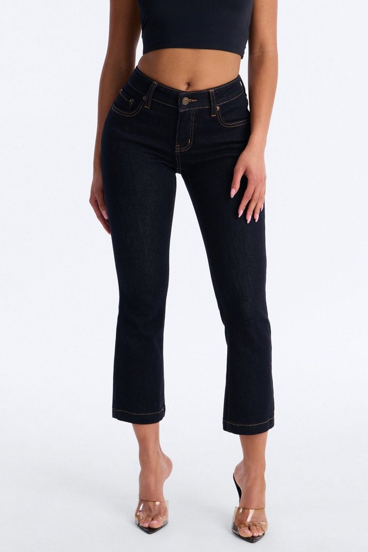 Sweet Escape Stretch Capri Jeans - Dark Wash