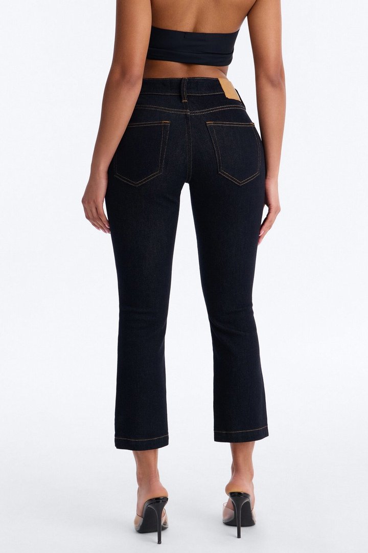Sweet Escape Stretch Capri Jeans - Dark Wash