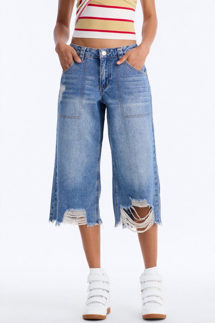 Sticking Together Ripped Cropped Straight Leg Jeans - Medium Wash
