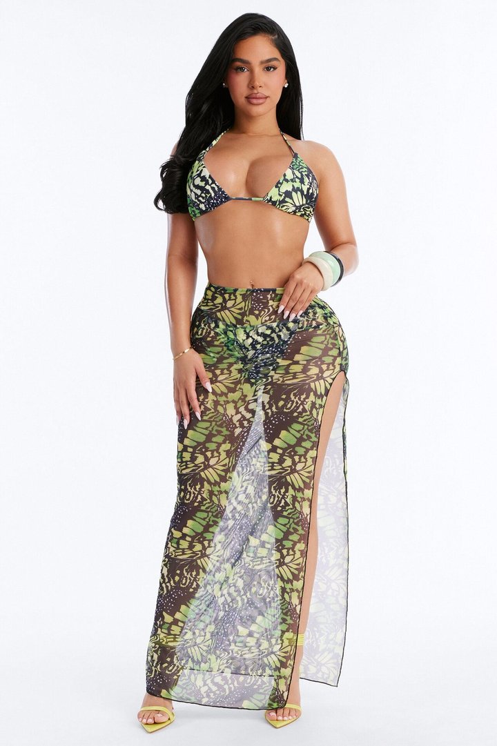 Fluttering By Bikini And Sarong - Green/combo