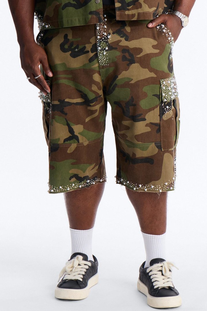 Baggy Pearl World Embellished Short - Camouflage