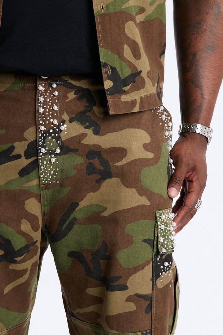 Baggy Pearl World Embellished Short - Camouflage